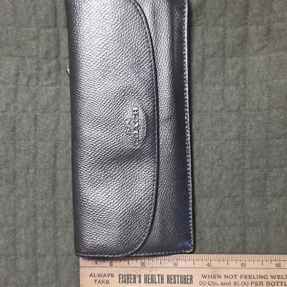 Coach Black Textured Leather Card Case - Picture 9 of 9